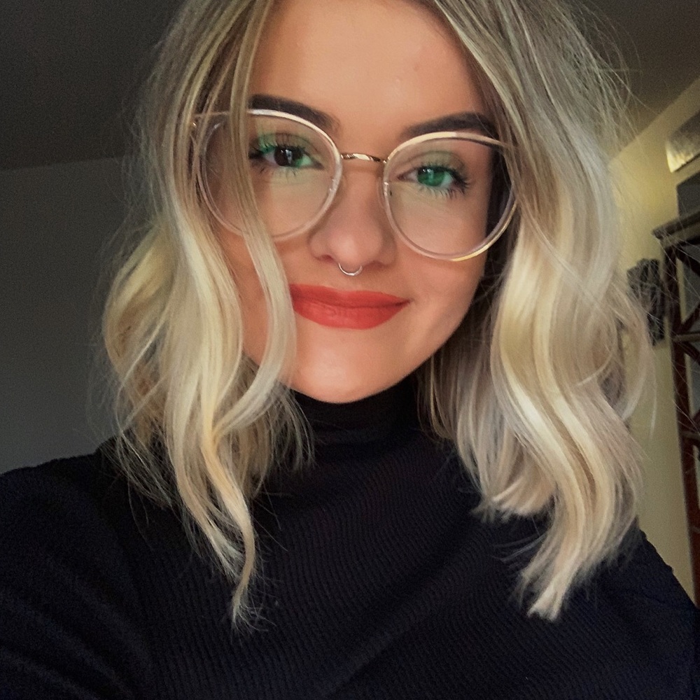 Meet your Posher, Samantha